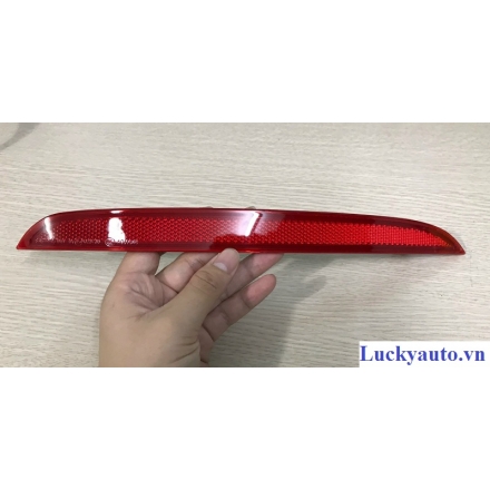 Đèn cản sau bên lái xe BMW 320i đời 2016- 6314 7417 479- 63147417479